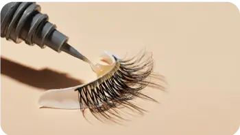 Step 3: Apply to lash line